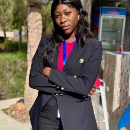 Directrice adjointe responsable administrative et financière